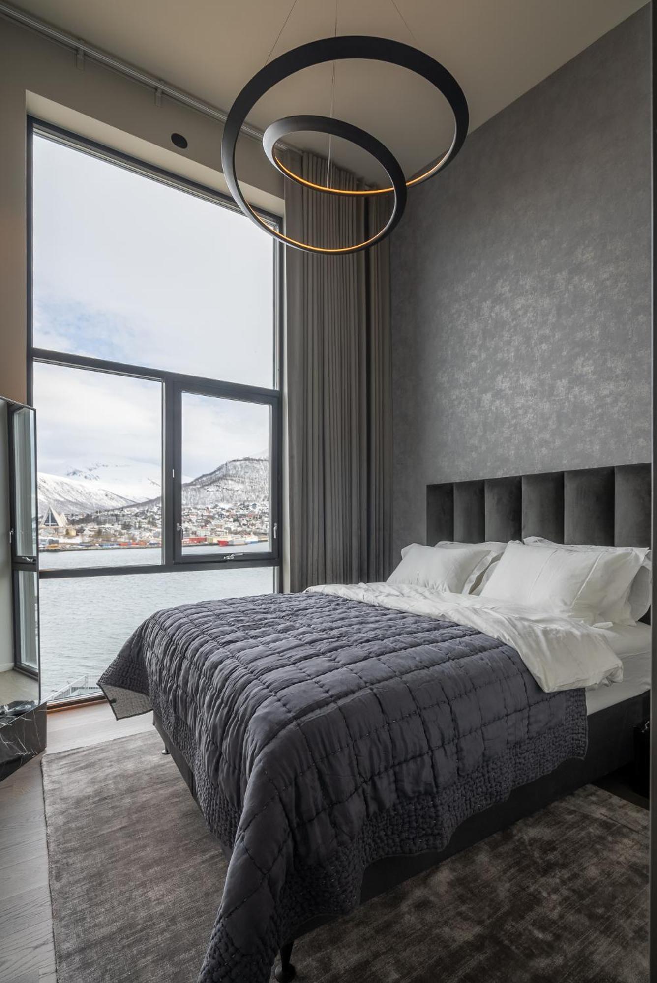 Vindlys Luxury Penthouse Apartment Тромсё Экстерьер фото