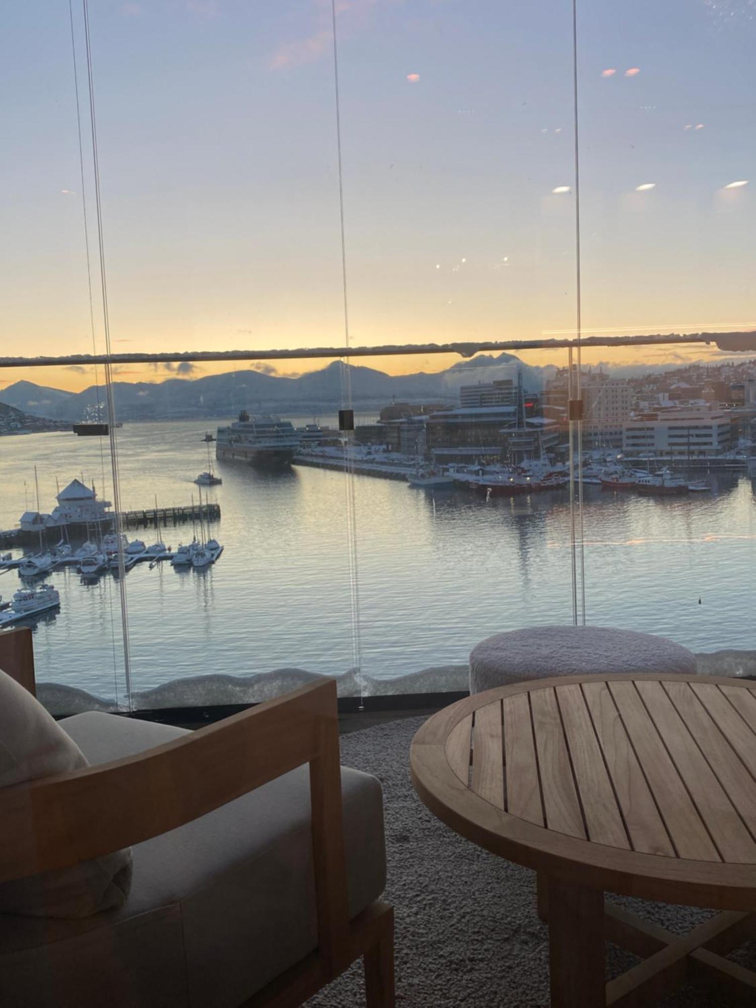 Vindlys Luxury Penthouse Apartment Тромсё Экстерьер фото
