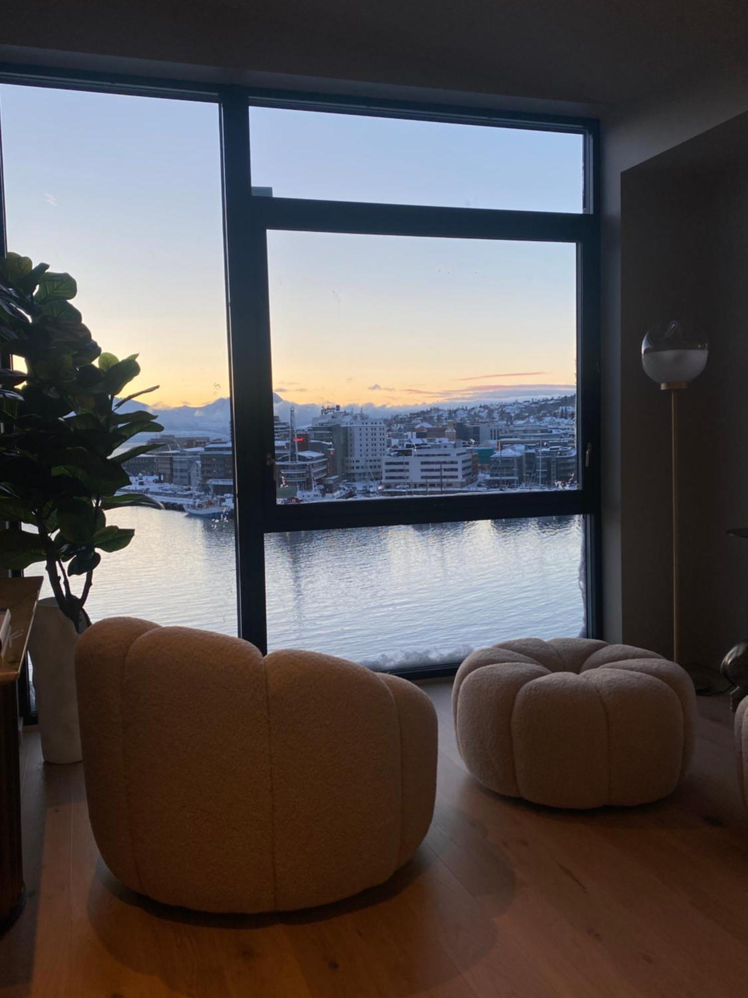 Vindlys Luxury Penthouse Apartment Тромсё Экстерьер фото